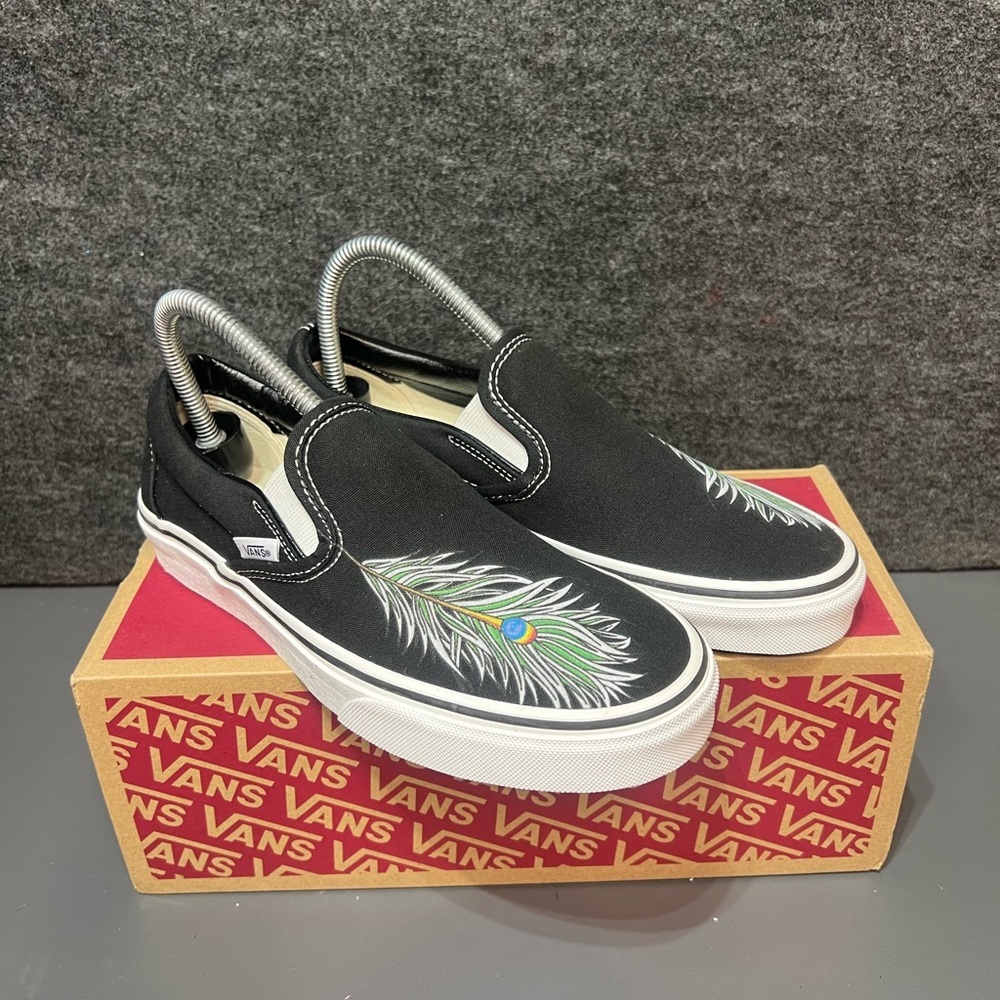 Vans “Peacock Feather” Classic Slip On Shoes Size 7.5 Women